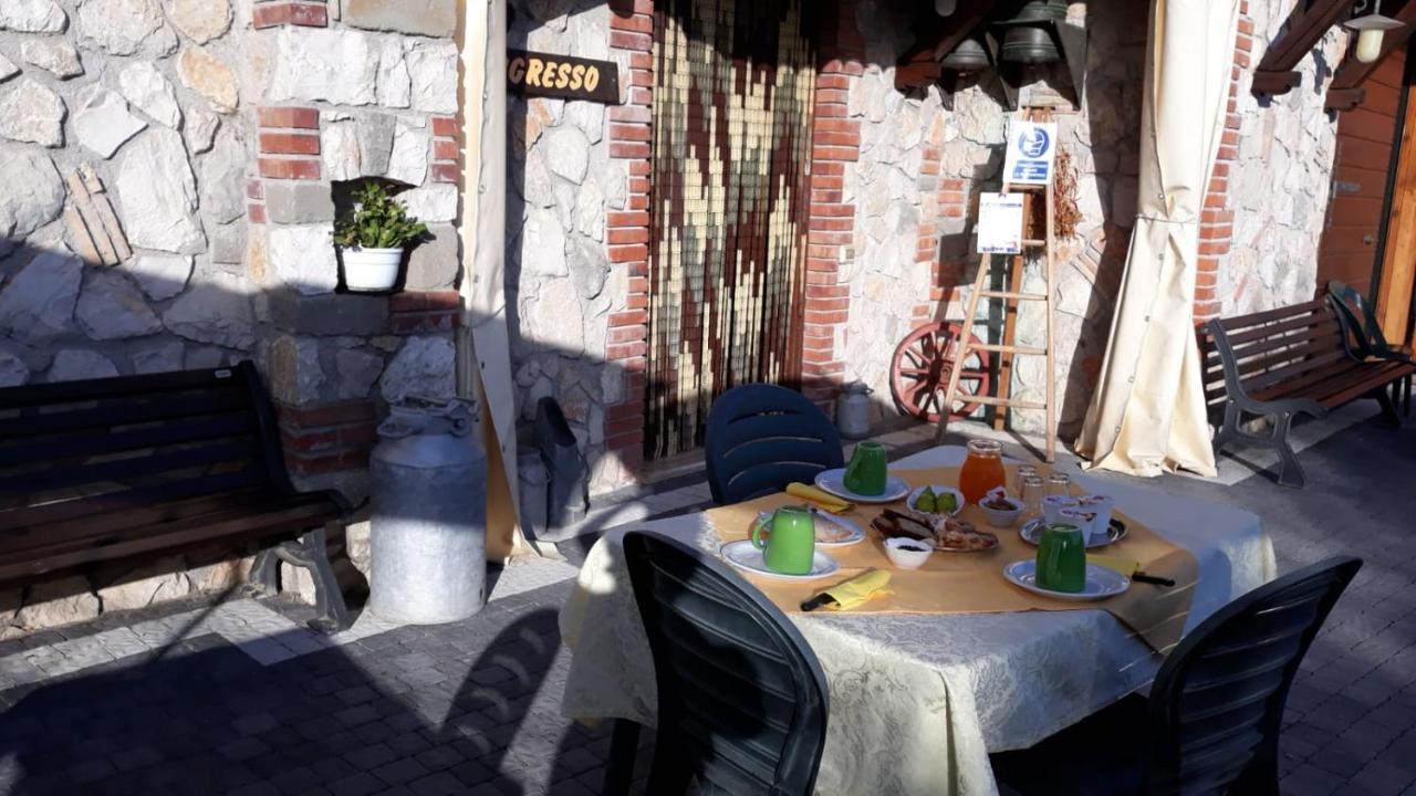 Agriturismo Il Castagneto Supino Eksteriør billede